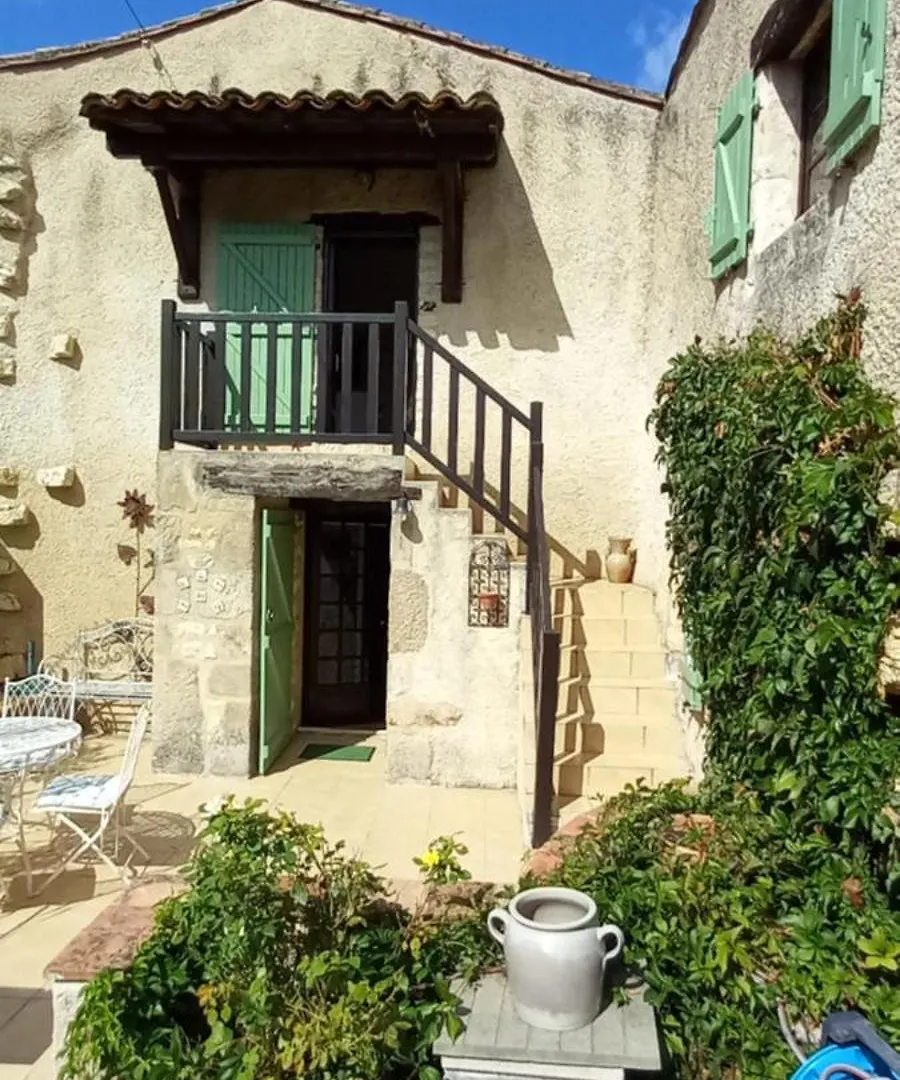 Gite De La Tarabelle, Maison Entiere Avec Grand Patio Et Spa A La Campagne Frausseilles Prázdninový dům