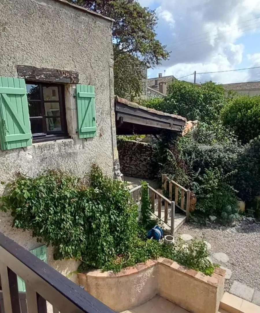 Gite De La Tarabelle, Maison Entiere Avec Grand Patio Et Spa A La Campagne Frausseilles