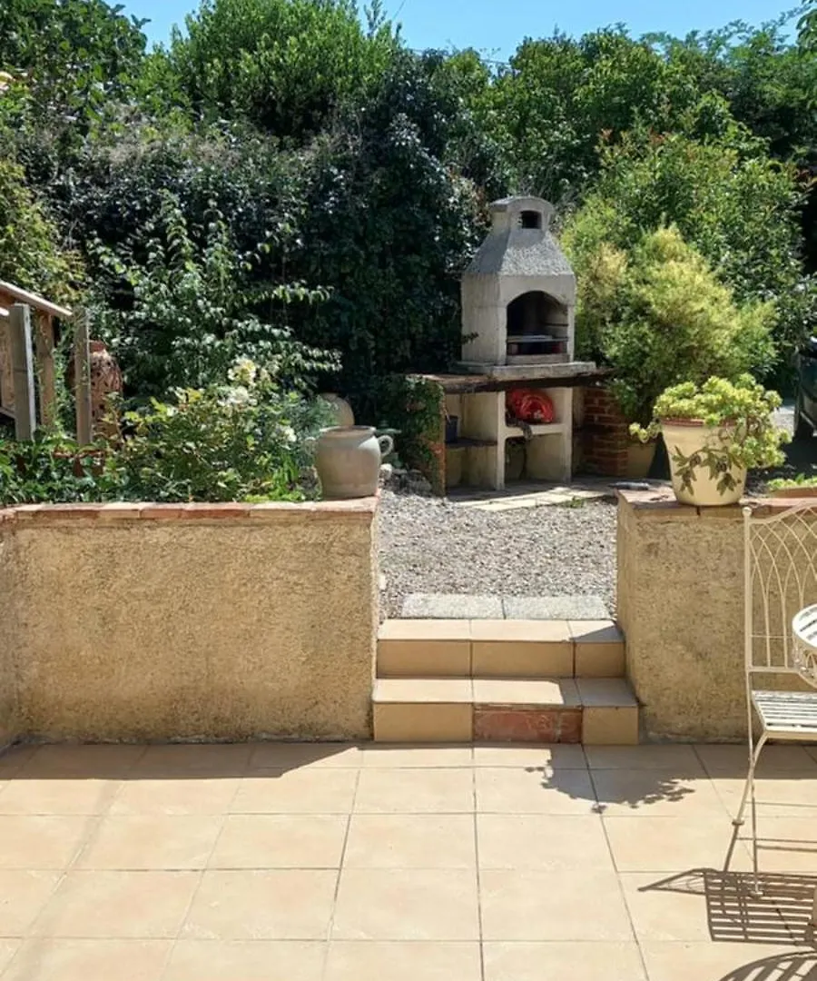 Prázdninový dům Gite De La Tarabelle, Maison Entiere Avec Grand Patio Et Spa A La Campagne Frausseilles